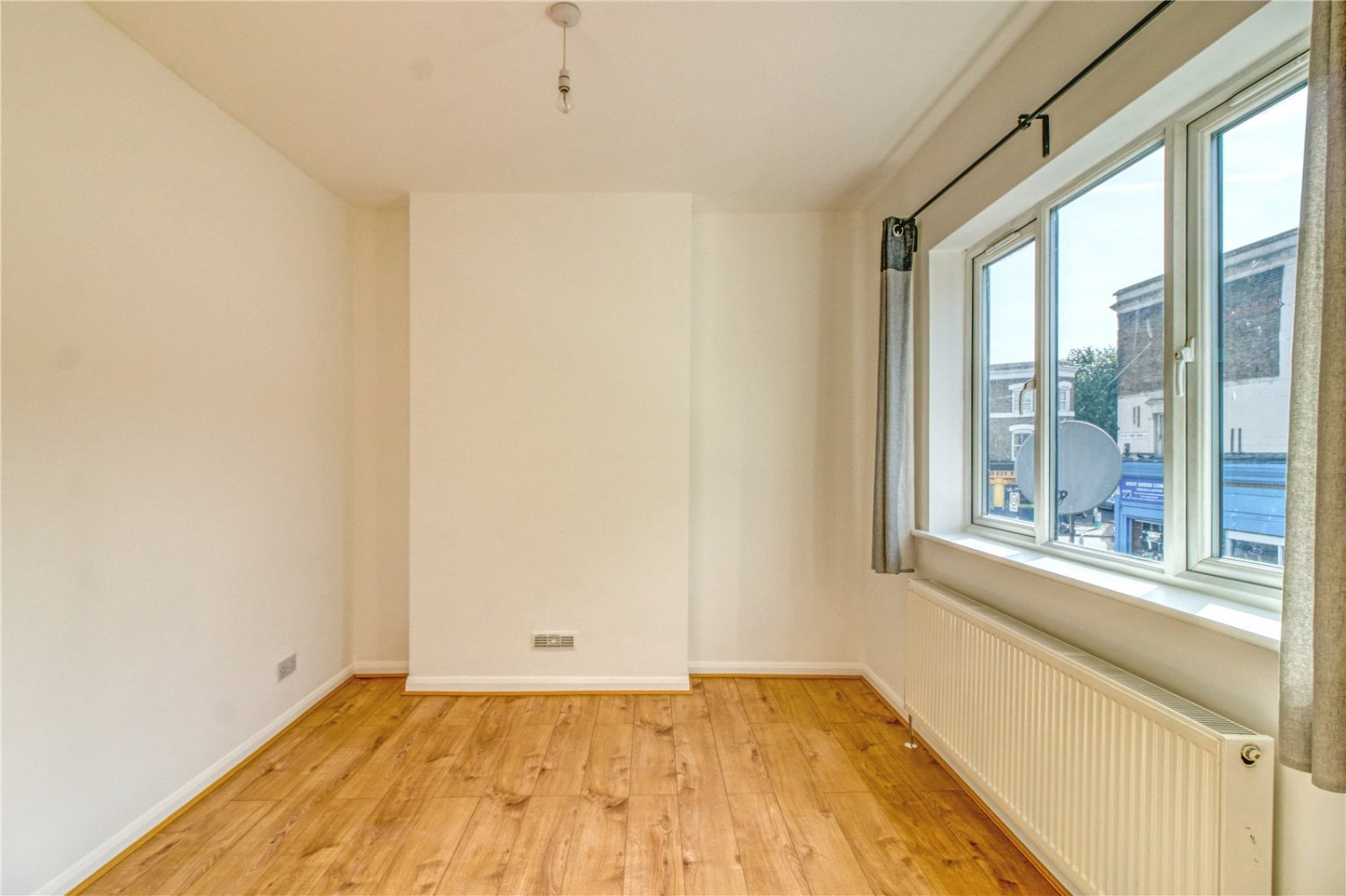Right Hand Unit, London
