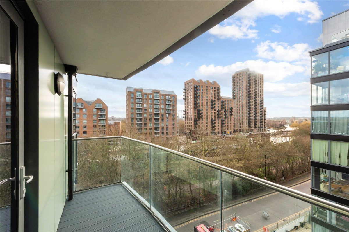 Waterside Way, London