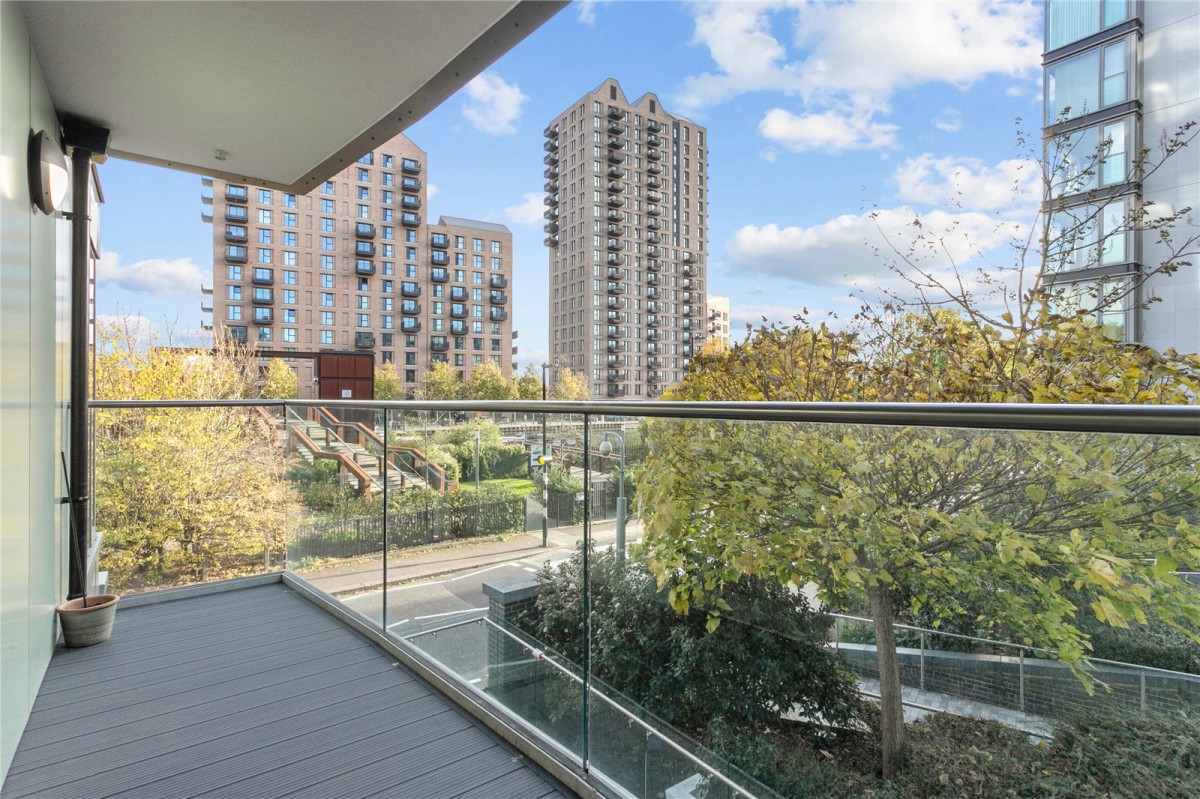 Waterside Way, London