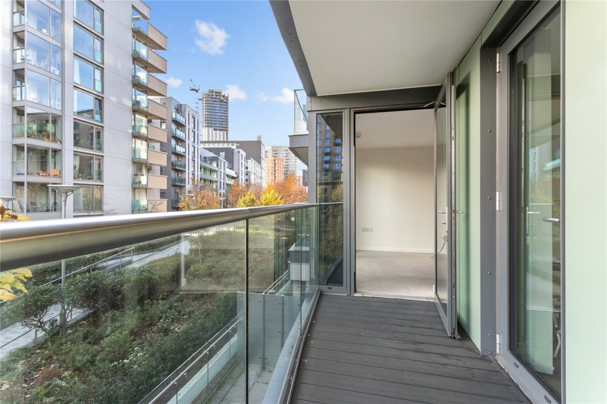 Waterside Way, London