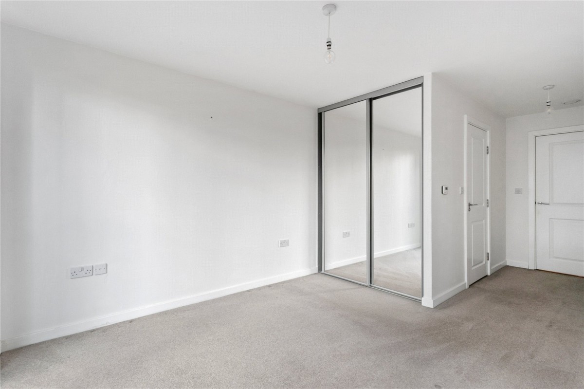 Waterside Way, London