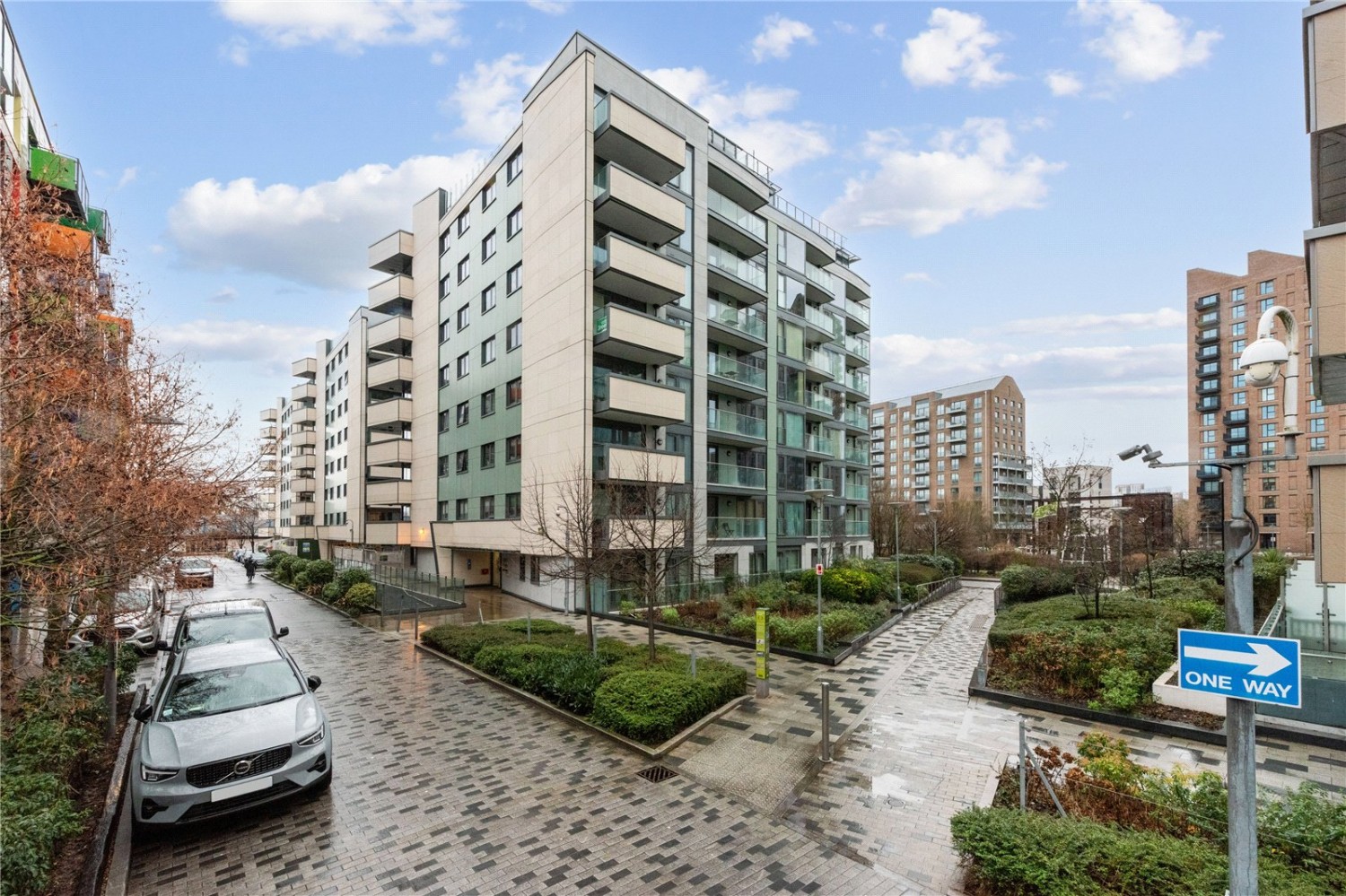 Waterside Way, London