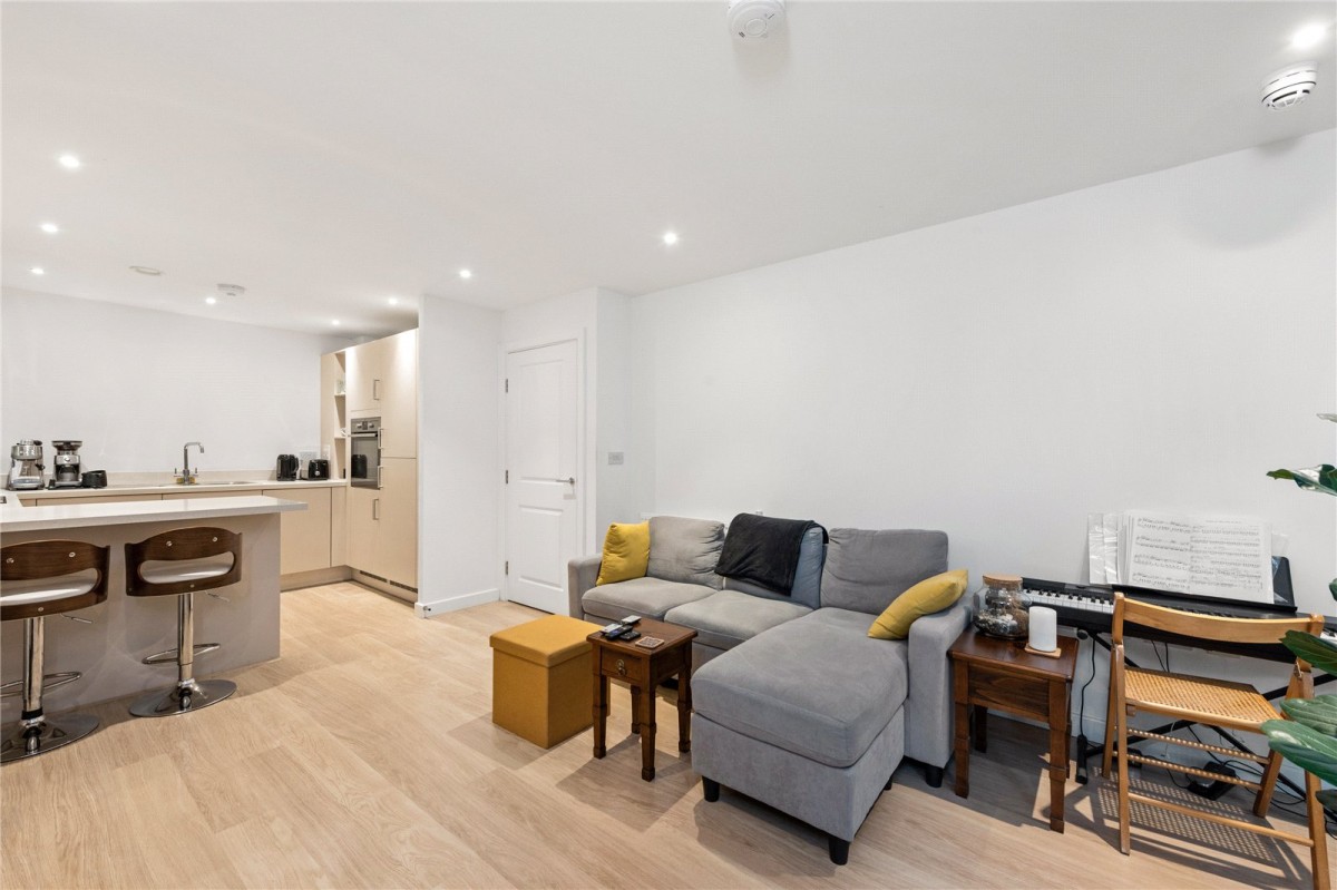 Waterside Way, London