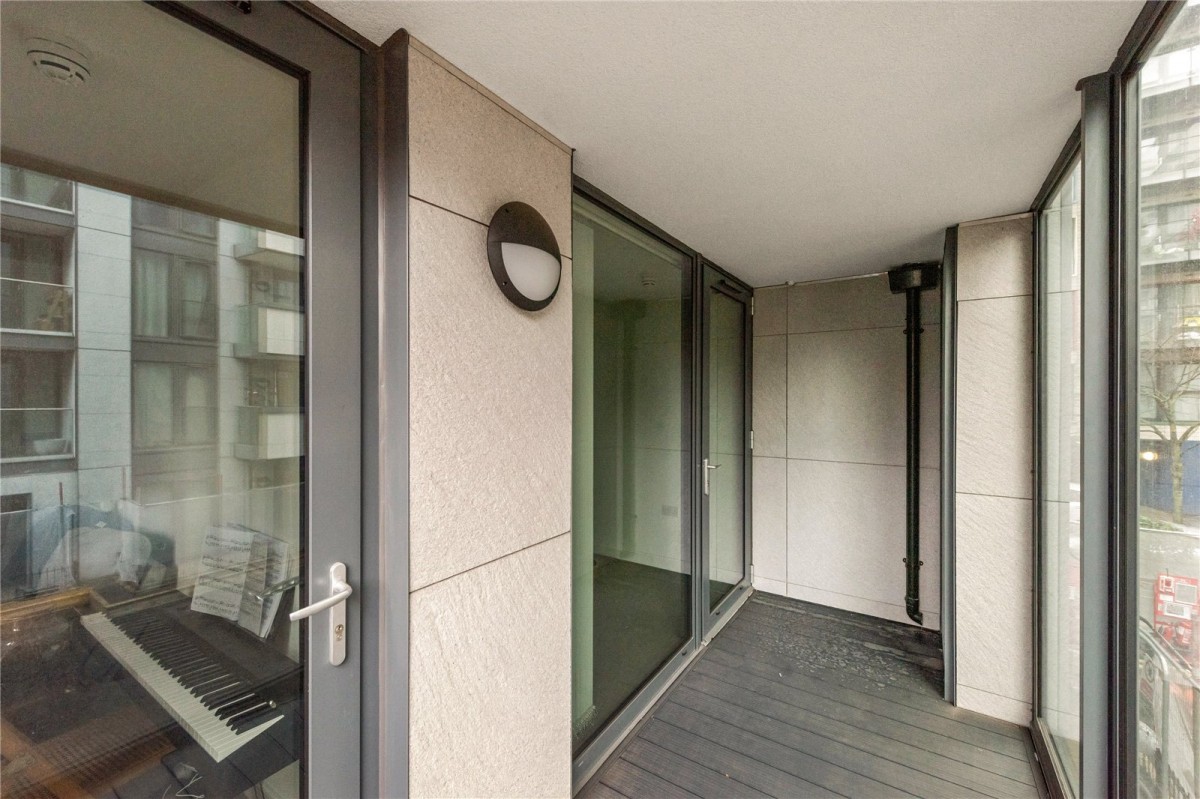 Waterside Way, London