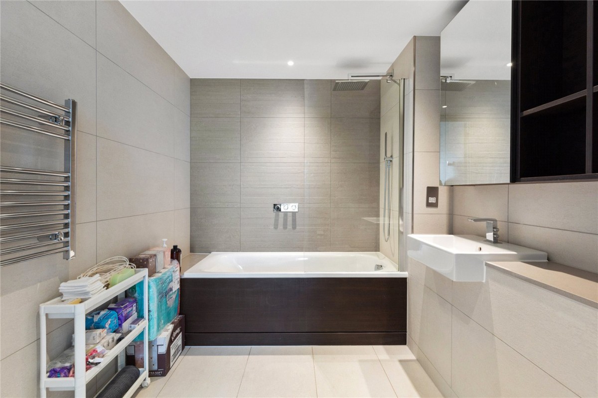 Daneland Walk, London