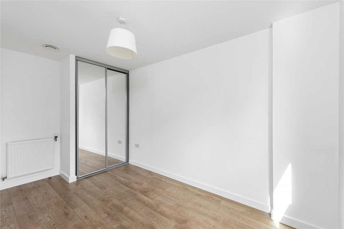 Waterside Way, London