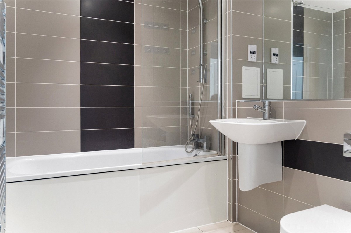 Waterside Way, London