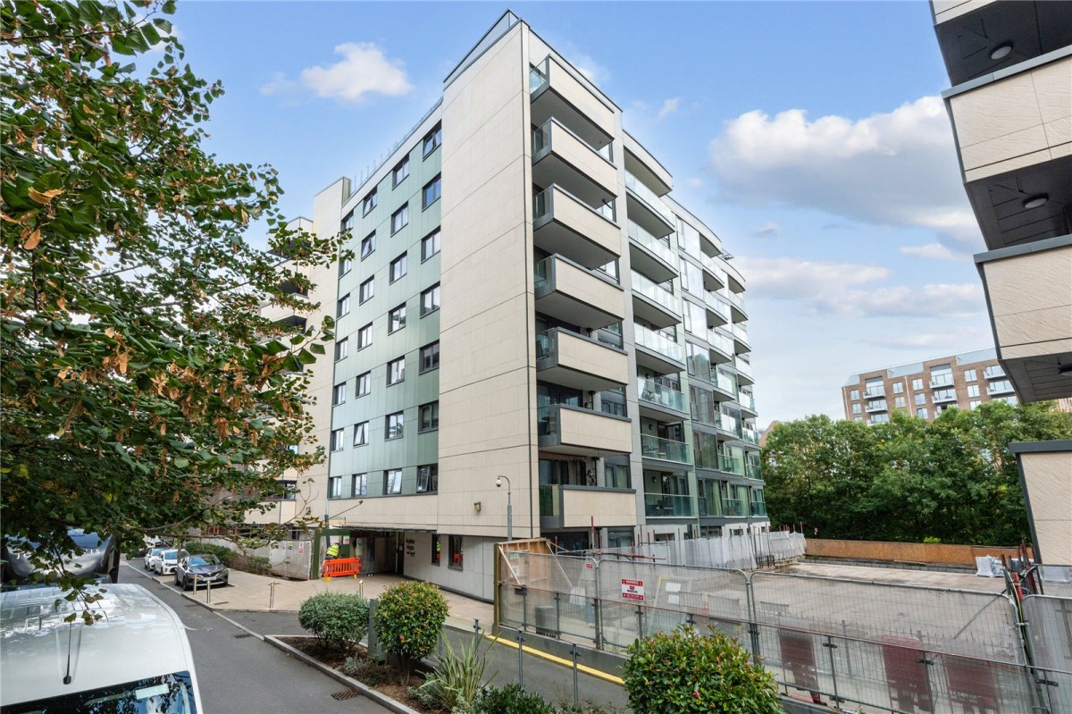 Waterside Way, London