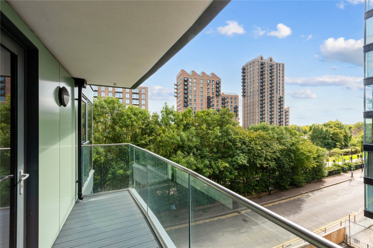 Waterside Way, London