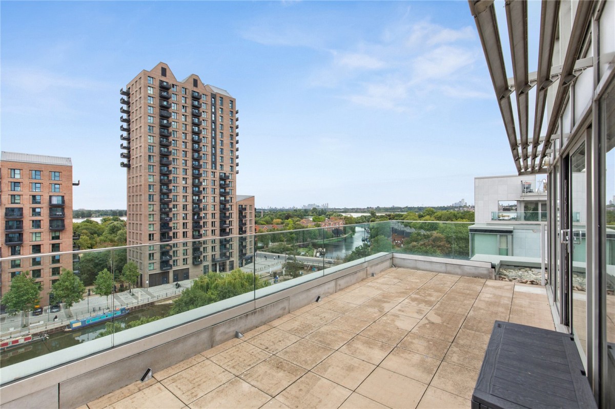 Waterside Way, London