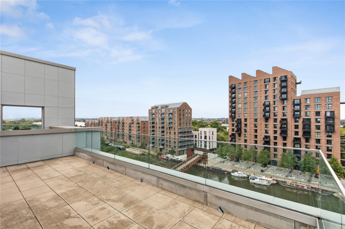 Waterside Way, London