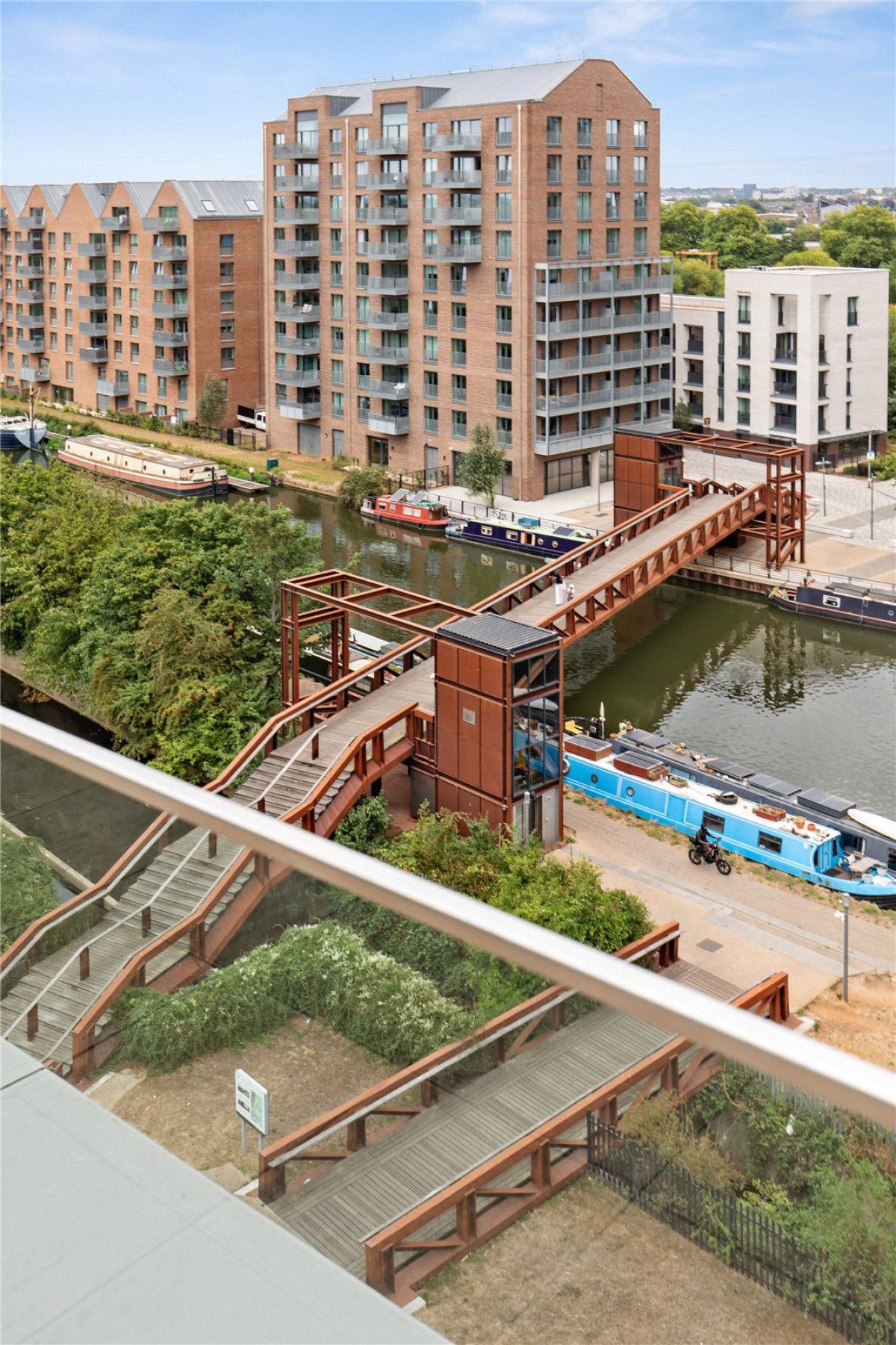 Waterside Way, London