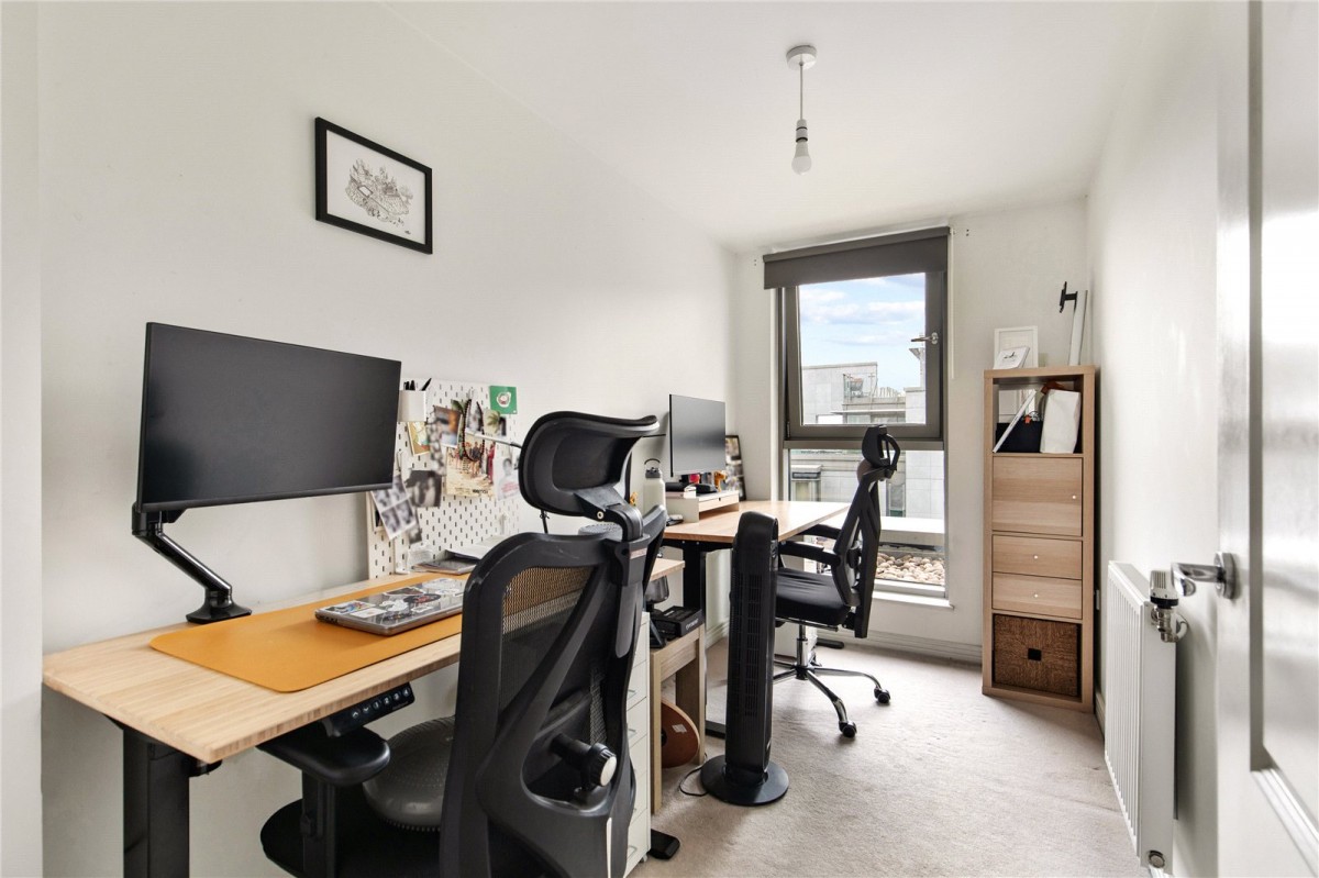 Waterside Way, London