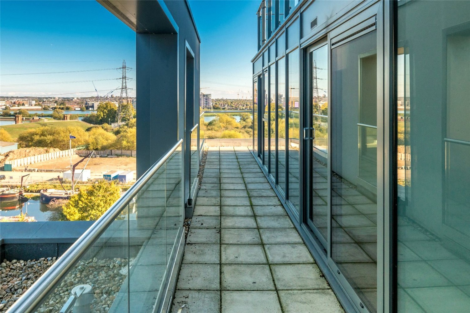 Waterside Way, London