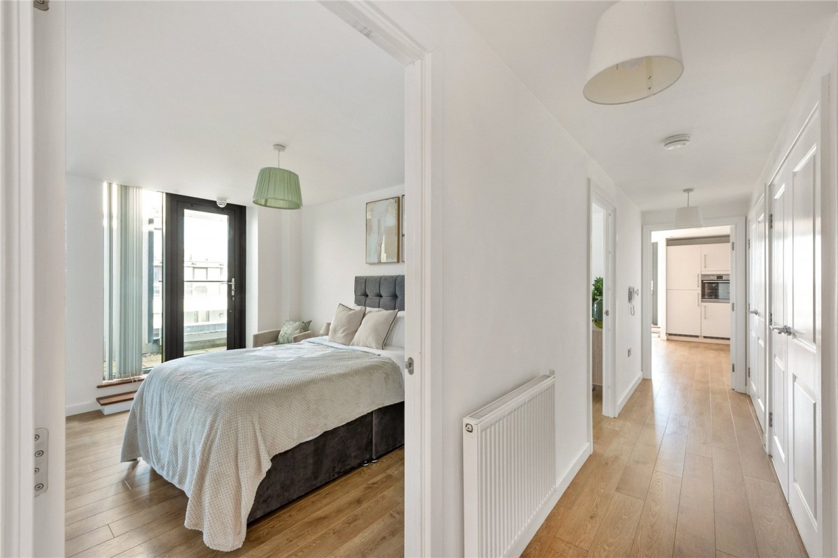 Waterside Way, London