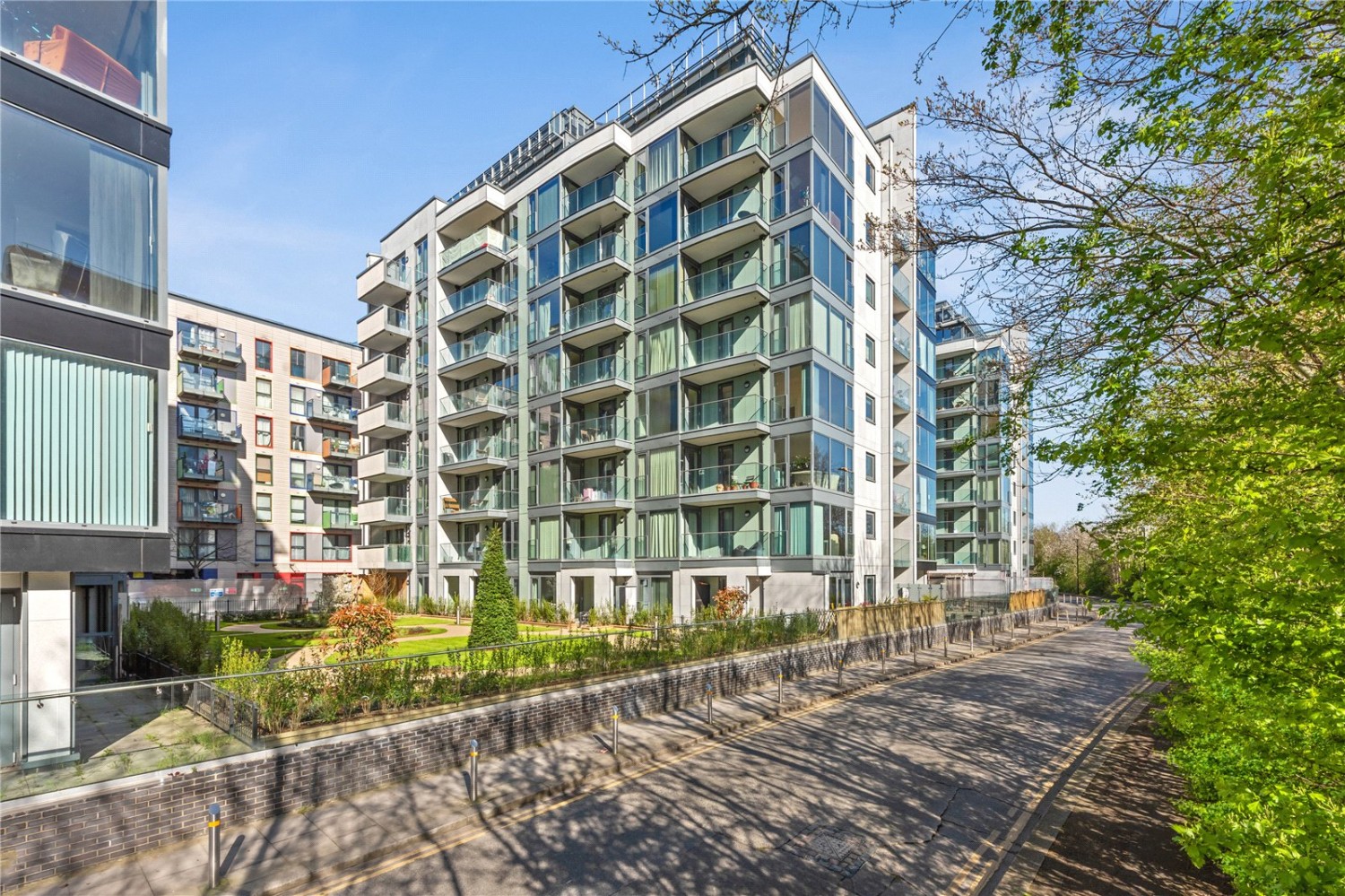 Waterside Way, London