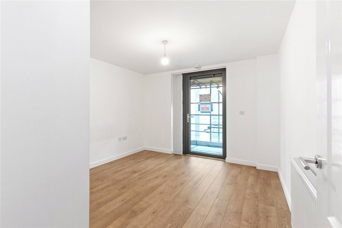 Waterside Way, London