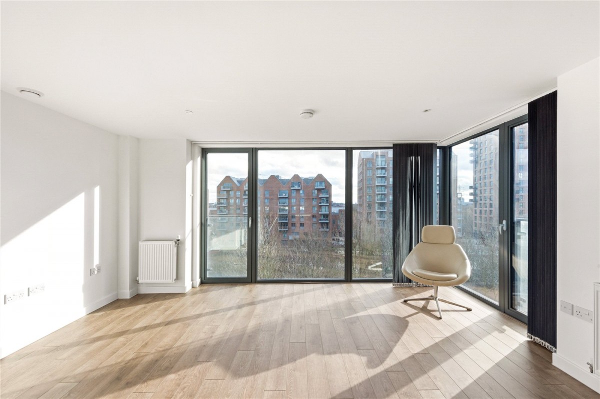 Waterside Way, London