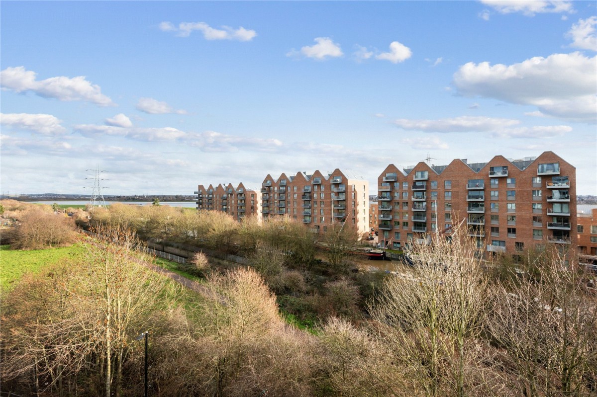 Waterside Way, London