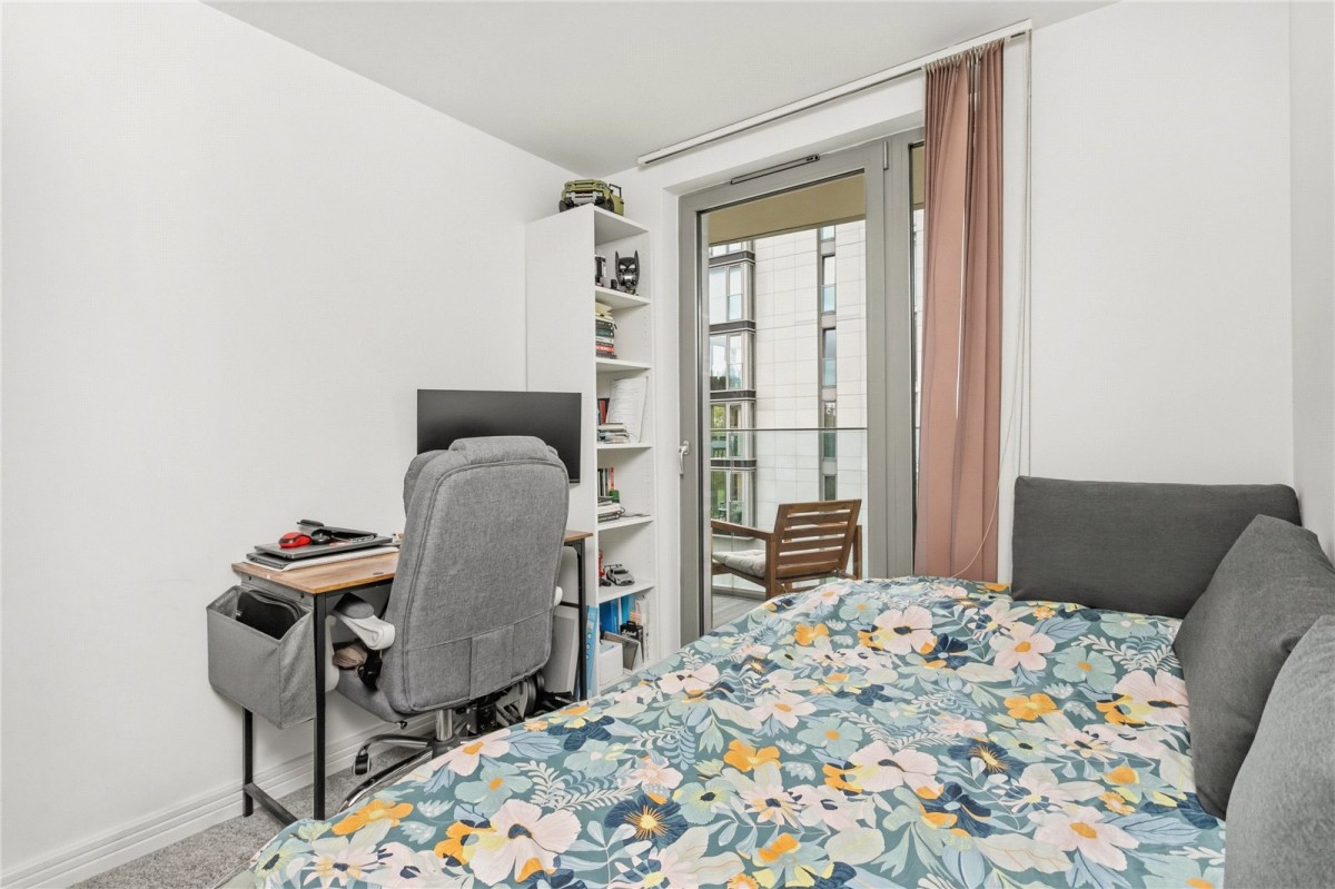 Waterside Way, London