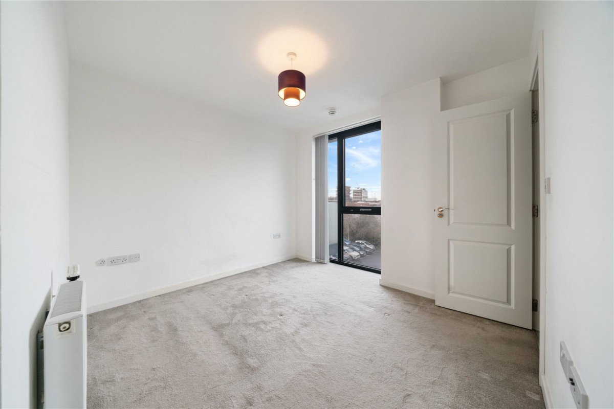 Waterside Way, London