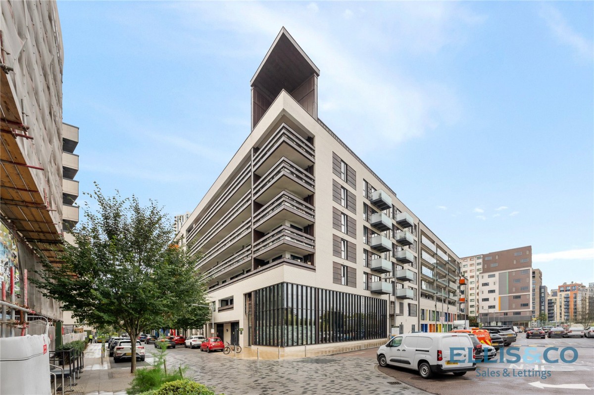 Waterside Way, London