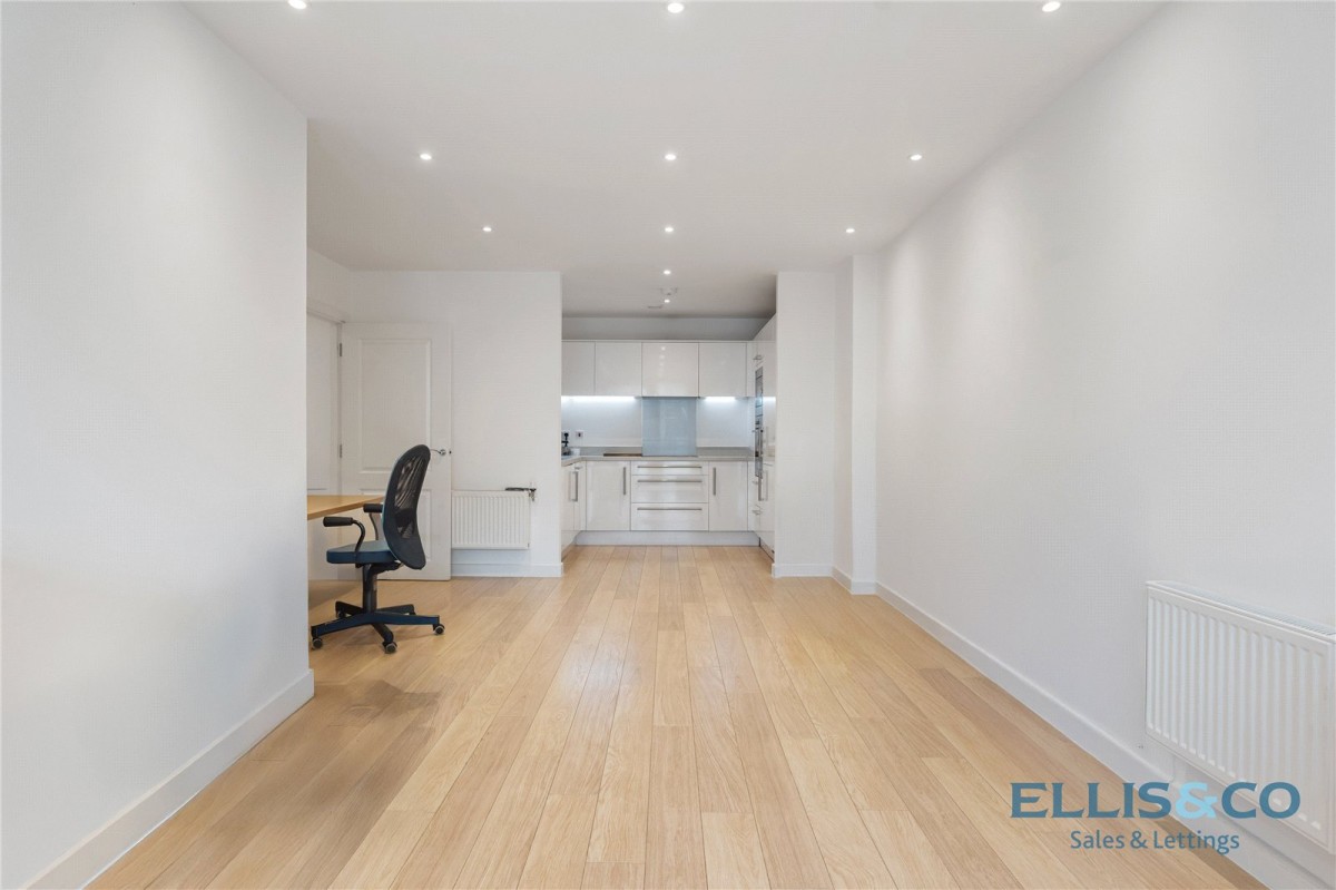 Waterside Way, London