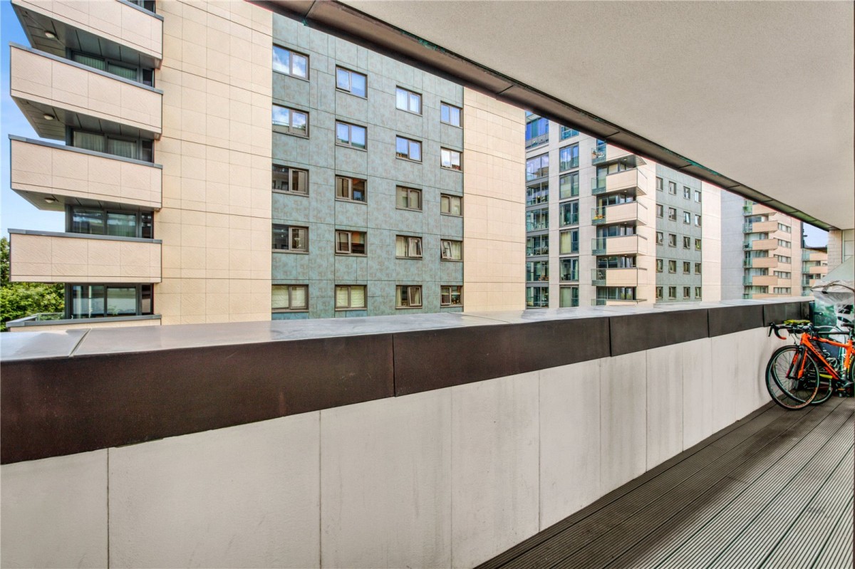 Waterside Way, London