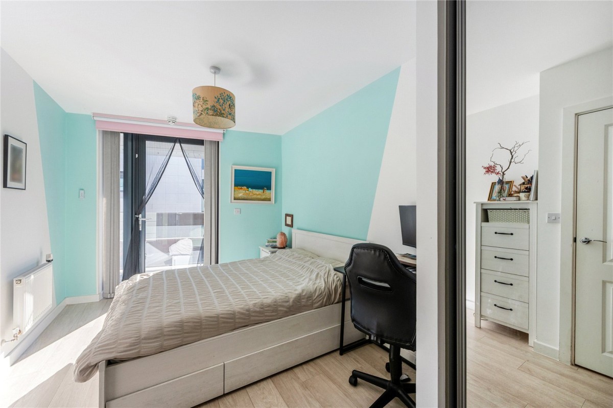 Waterside Way, London