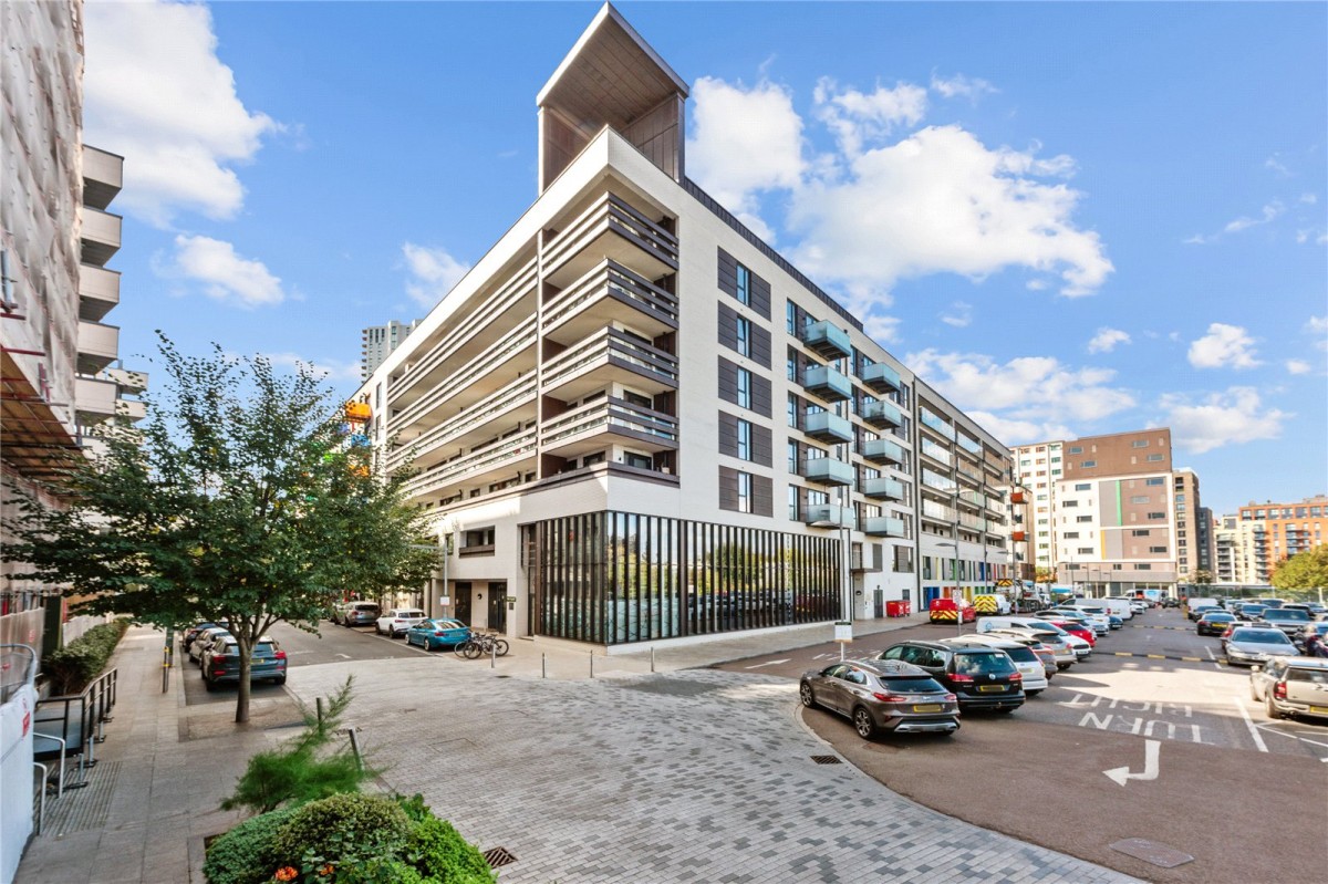 Waterside Way, London