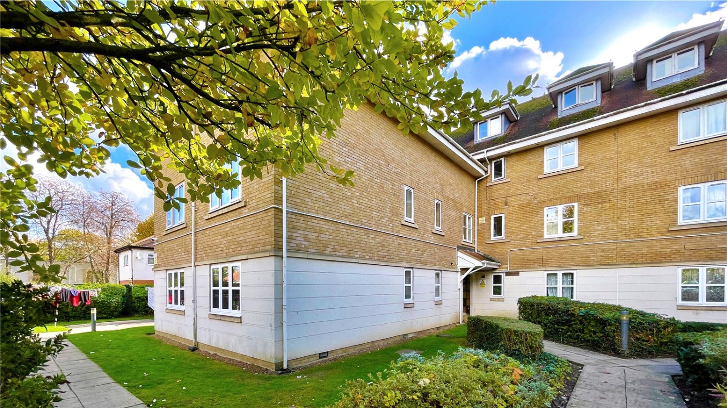 Crawford Avenue, Wembley