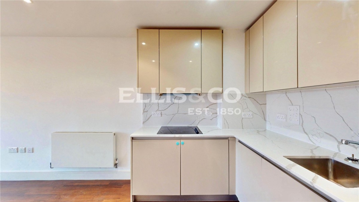 High Road, 455 High Road, Wembley