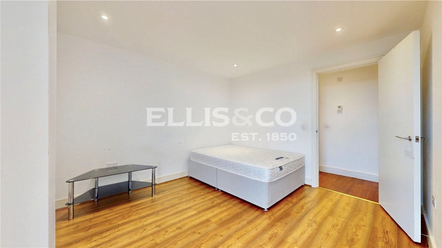 High Road, 455 High Road, Wembley