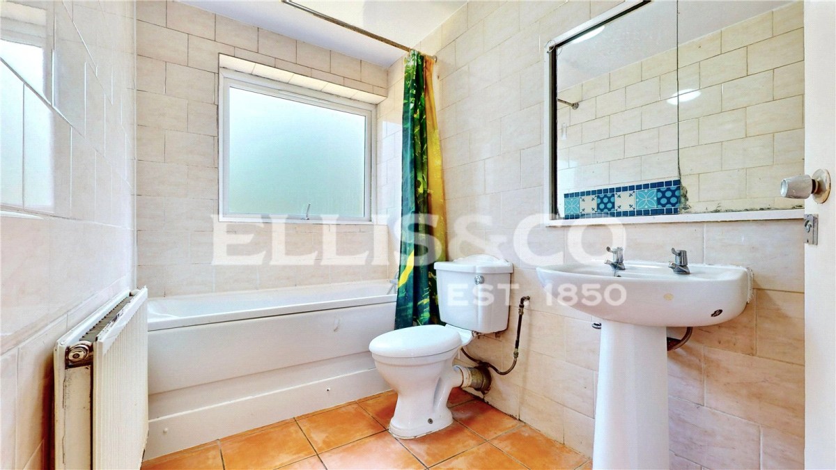 Wembley, South Meadows