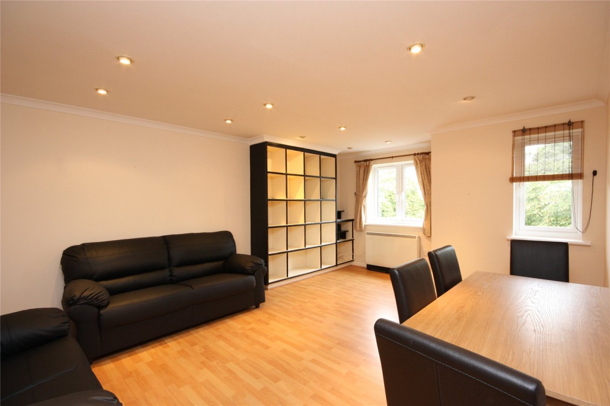 Crawford Avenue, Wembley