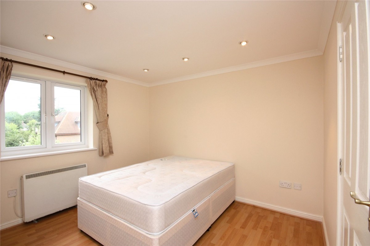 Crawford Avenue, Wembley