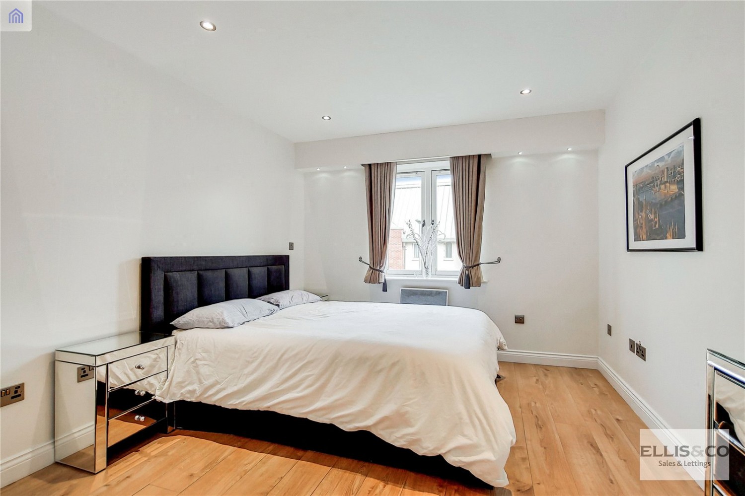 King George Crescent, Wembley