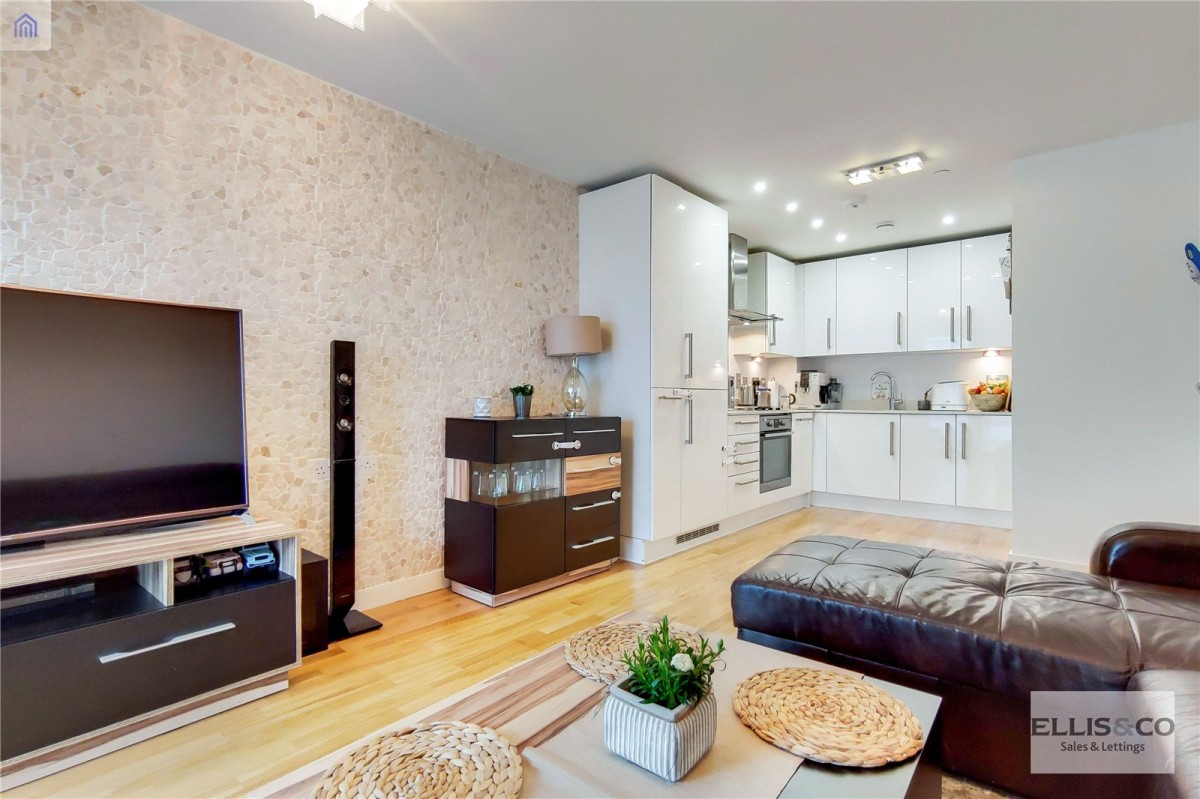 High Road, 341 High Road, Wembley