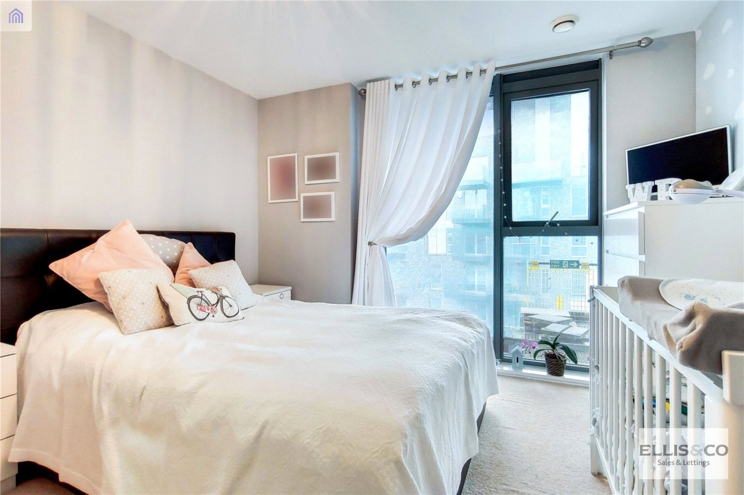 High Road, 341 High Road, Wembley