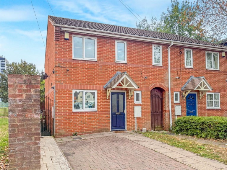 Pinners Croft, Coventry