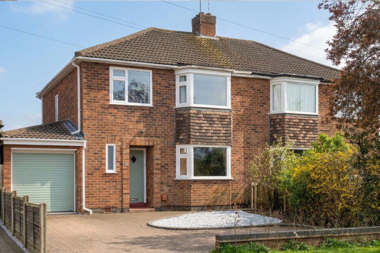 Stirling Avenue, Leamington Spa