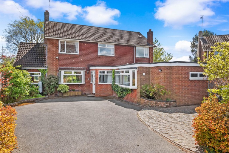 Elmdene Close, Hatton, Warwick