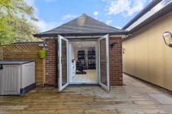 Valley Road, Barlow, Dronfield