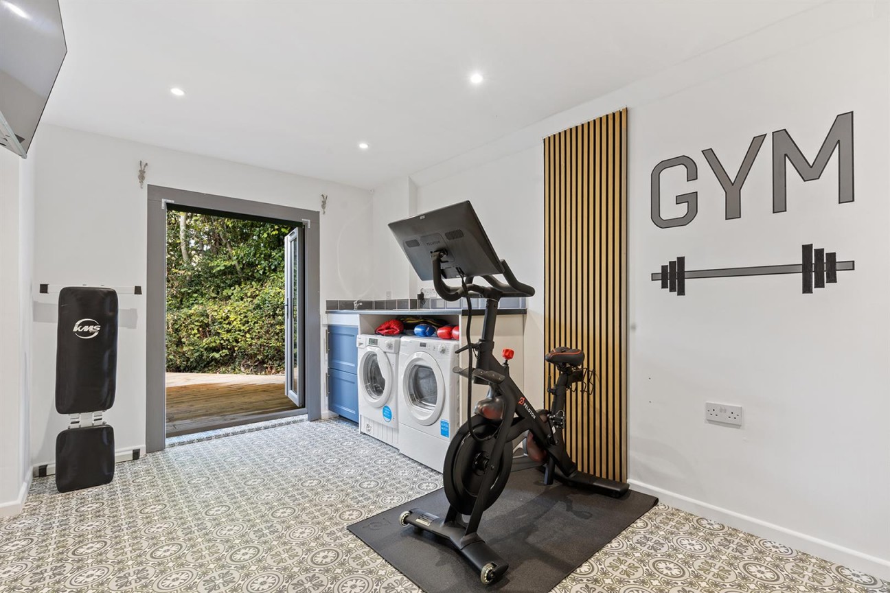 Valley Road, Barlow, Dronfield