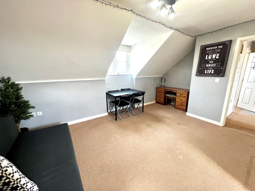 Siddeley Avenue, Cavalier Court, CV3