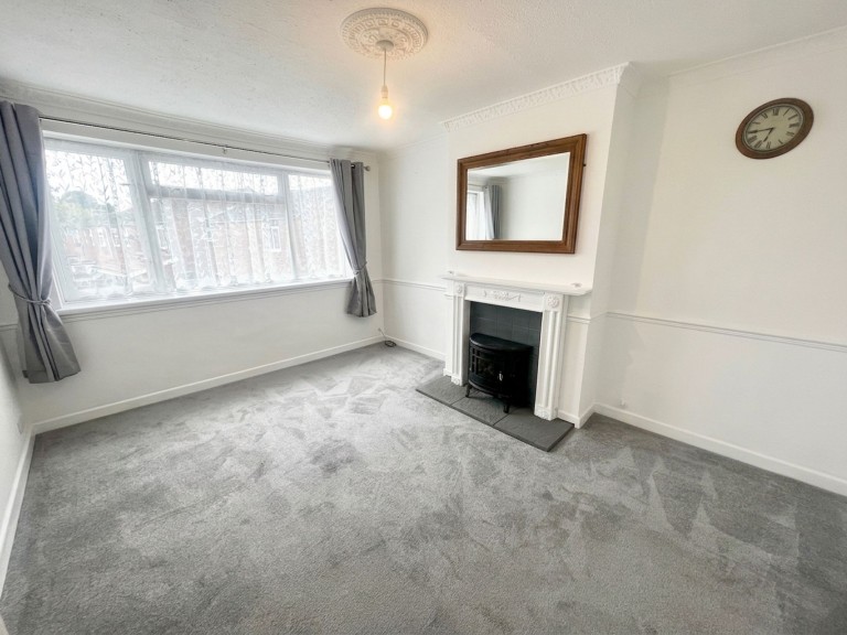 Dillam Close, Longford, CV6