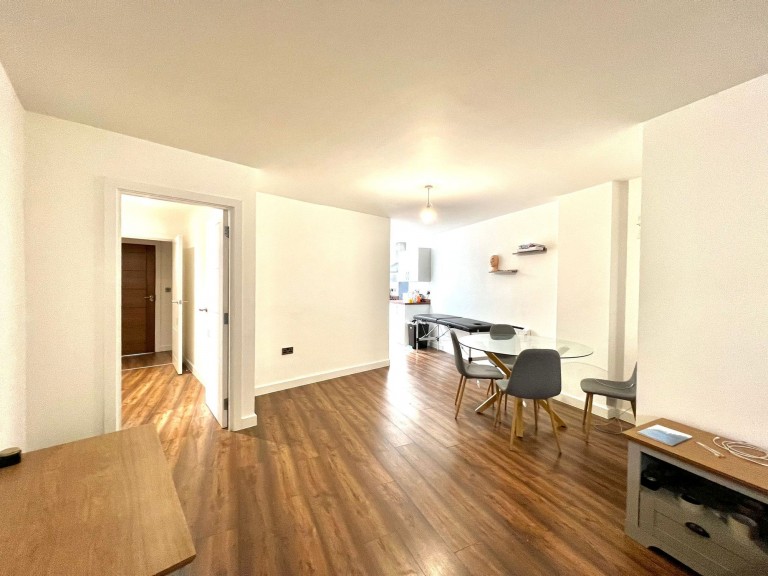 Queens Road, Kings Chambers, CV1