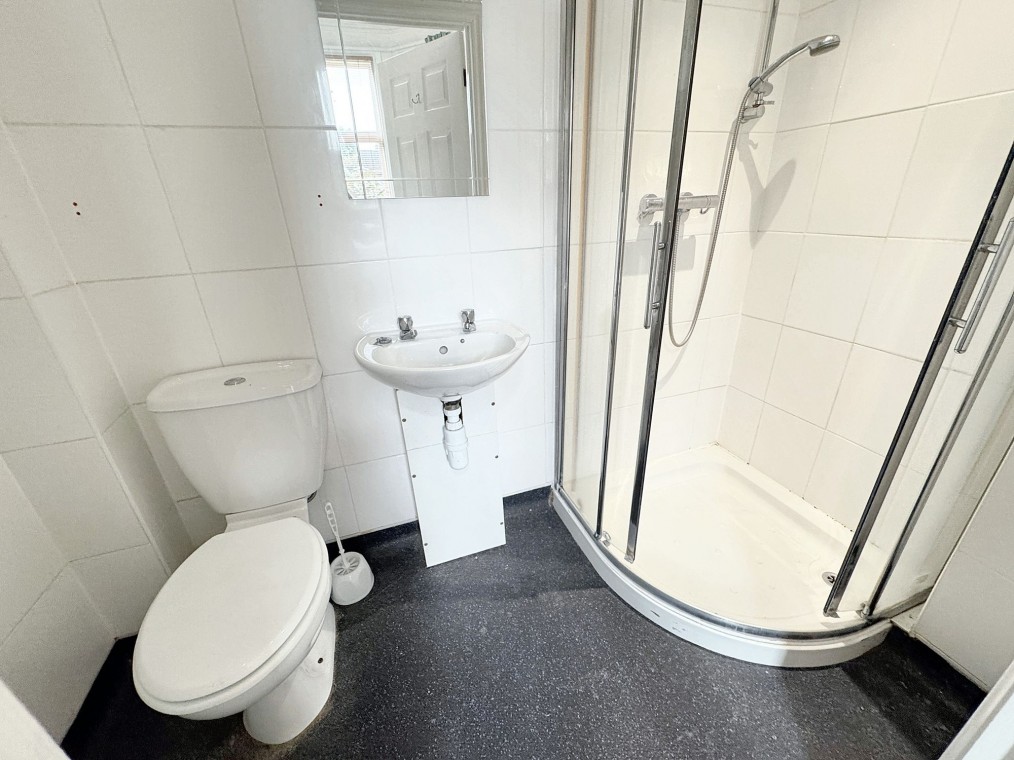 21 Mount Road, Hinckley, LE10