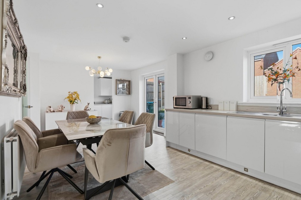 Blacksmiths Drive, Keresley End, CV7