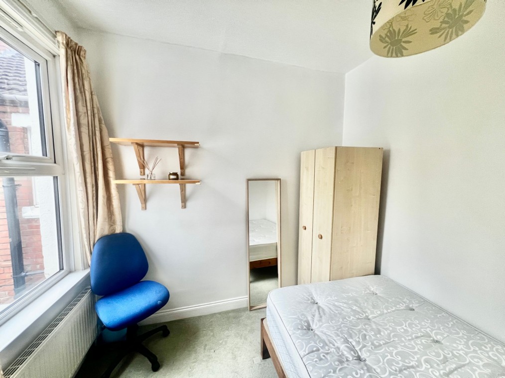 82 Sir Thomas Whites Road, Coventry, CV5